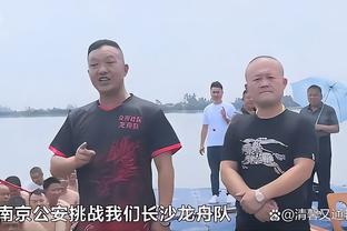 六台记者：特狮接受手术，巴萨门将引援考虑阿森霍、德赫亚